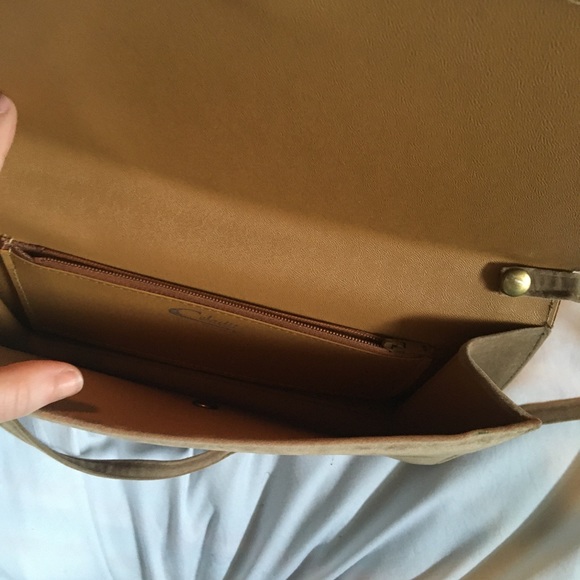 Purse - Picture 4 of 4